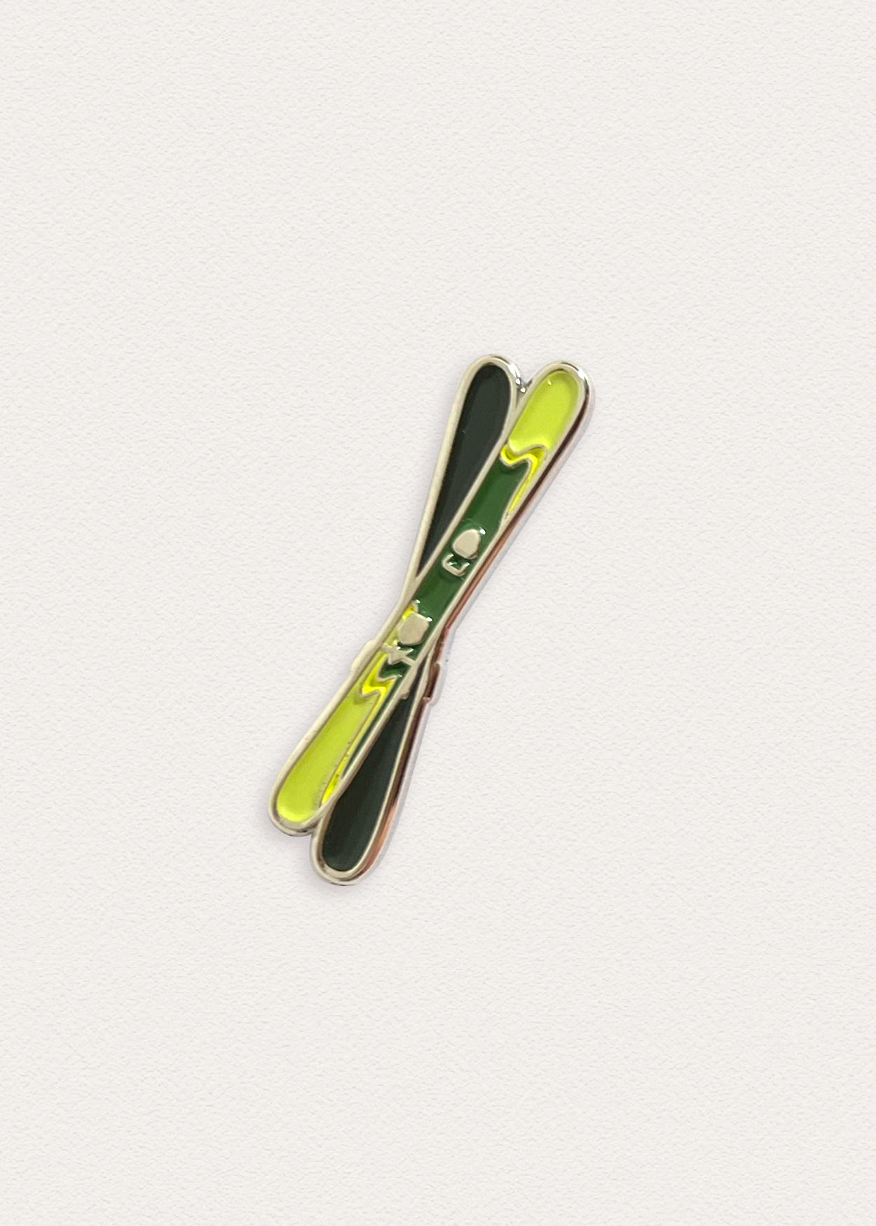 Retro Skis - Green